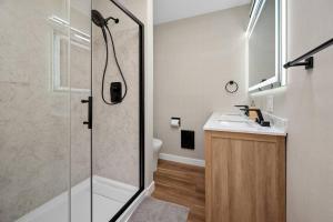 Breathtaking Views w Modern Lux - 2320