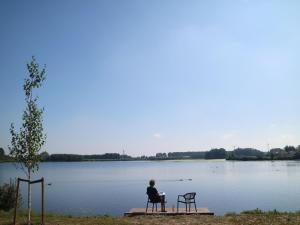 Lakeview villa with swimming and fishing pier - 4hvězdičkové hotely ve městě Simonshaven