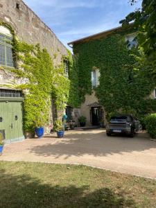 B&B / Chambres d'hotes Le Prieure St Marcel : photos des chambres