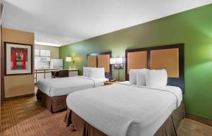 Studio with 2 Queen Beds - Non-Smoking room in Extended Stay America Suites - Richmond - West End - I-64