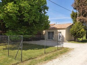 Maisons de vacances Petite maison en campagne : photos des chambres