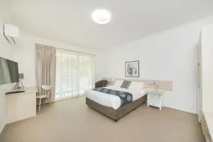 The Coast Motel - 耶蓬