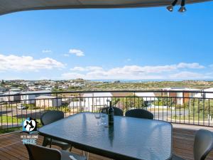 Architect Designed Beach House with Sweeping Views