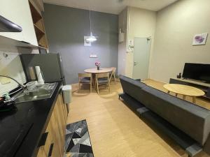 FzSplash Homestay - For Muslims