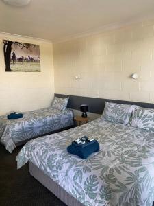 Central Point Motel