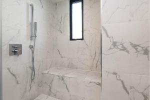 Regency Modern Apartments