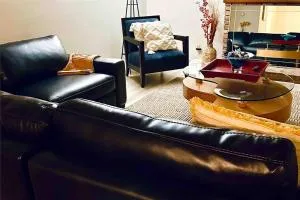 5 Beds, 2 Full Baths, w/Gazebo, w/Fenced Backyard - Nicolaus