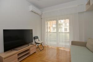 Acropolis area 2 bedroom 2 min from metro Syngrou