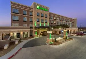 Holiday Inn San Marcos Convention Center by IHG - سان ماركوس
