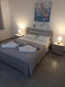 Deluxe One-Bedroom Apartment with Ocean View room in Holidays in Paros