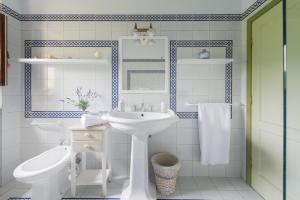 Casa del Sole 4, Emma Villas