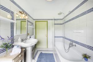 Casa del Sole 4, Emma Villas