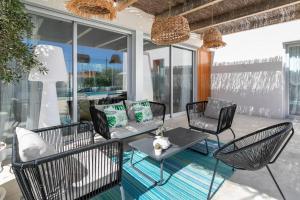 Villa Paloma with private pool, located 350m to the sea and tram station!