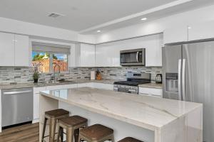 Wonderful 3 Bedroom Home Perfect for Getaway