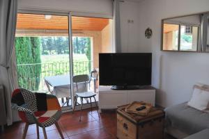 Appartements La Bastide - 4 couchages avec piscine & climatise : photos des chambres