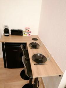 Appartements Charmant T1-Bis a Cuges-Les-Pins : photos des chambres