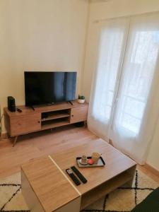 Appartements Charmant T1-Bis a Cuges-Les-Pins : photos des chambres