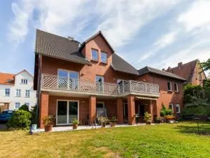 Großzügige Ferienwohnung im Haus ''Anno 2000'' - Parchtitz