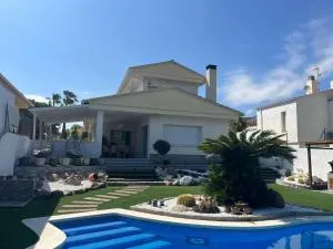 Big house with swimming pool - Segur de Calafell
