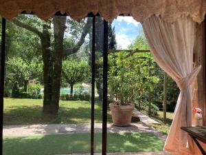 Maisons de vacances Maison en pierre dans la foret - piscine & calme : photos des chambres