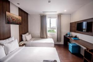 Deluxe giường ba Hướng phố (Deluxe Triple City View)