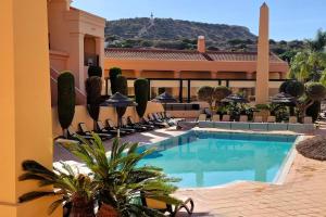Luxury apartment at Baia da Luz