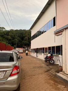 KRK ROOMS Kottarakara