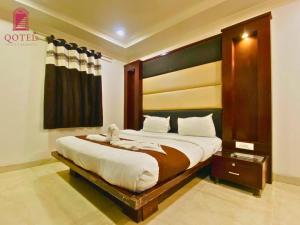 Qotel Express Sandberry Prashant Vihar