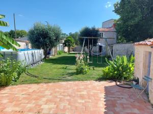 Maisons de vacances Maison pour 10 personnes avec piscine et proche de la plage : photos des chambres