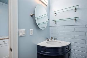 Cottages at Rockaway Beach Suite #2