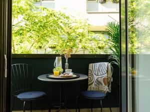 Central 1 Apartment - New Building & Parking