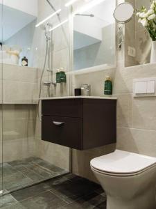 Central 4 Apartment - New Building & Parking