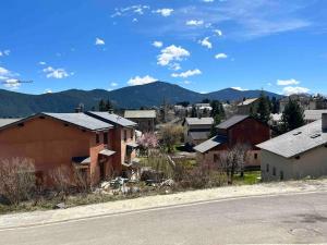 Chalets Chalet a formigueres de type 4 terrasse : photos des chambres