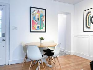 Charming 2nd Fl Retreat, Heart of Capitol Hill