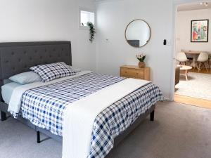 Charming 2nd Fl Retreat, Heart of Capitol Hill