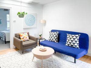 Charming 2nd Fl Retreat, Heart of Capitol Hill