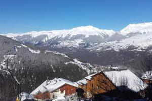 Paradiski proche des pistes plan peisey