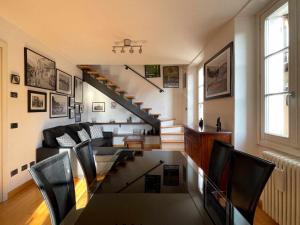 Plinio, center town apartment