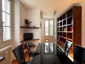 Plinio, center town apartment