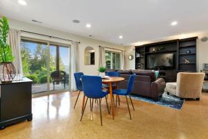 Modern Bellingham Retreat Near Galbraith Mountain!