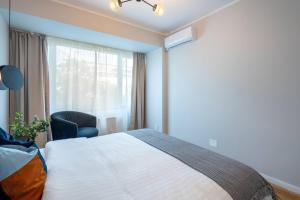 Bright & Calm - 2BR - Top Location