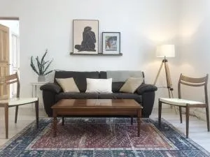 Elegant Apartment in Historic Center of Tournon - Lemps