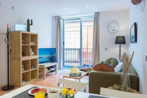 Housing Plaza de la Merced by SharingCo