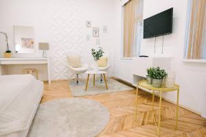 Stylish Apartment at Parliament