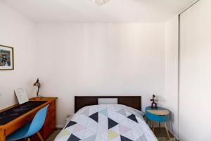 Sejours chez l'habitant Chambre calme et confortable dans un appartement lumineux : photos des chambres
