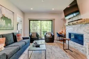 New Luxury Condo 102 I Great Views I Best Price I FREE Adventures Daily - 冬季公园