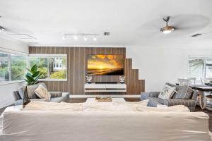 Beach Livin 3 - 3 Bedroom Upstairs