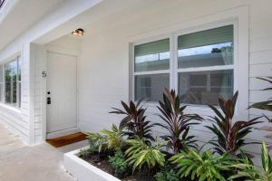 New 2BR Bungalow Apartment #5