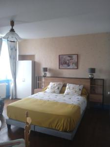 B&B / Chambres d'hotes Chambres d'hotes les Clematites en Cotentin : Chambre Double Standard