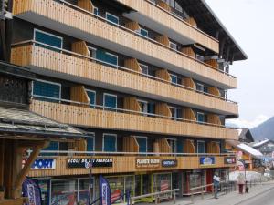 Studio rénové aux pieds des pistes des Chavannes, cœur de station, balcon, 4 couchages - FR-1-623-260